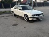 BMW 520 1990 года за 900 000 тг. в Алматы
