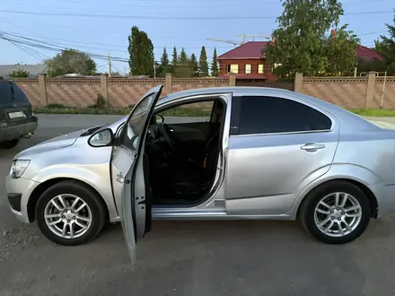 Chevrolet Aveo 2013 года за 2 400 000 тг. в Астана – фото 4