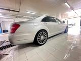 Mercedes-Benz S 300 2010 года за 12 000 000 тг. в Актобе – фото 3