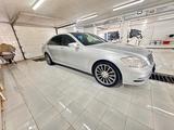 Mercedes-Benz S 300 2010 года за 12 000 000 тг. в Актобе – фото 2