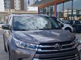 Toyota Highlander 2017 года за 13 500 000 тг. в Турара Рыскулова