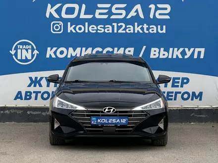 Hyundai Elantra 2019 года за 10 200 000 тг. в Актау – фото 2