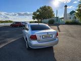 Volkswagen Polo 2011 годаүшін3 700 000 тг. в Семей – фото 2