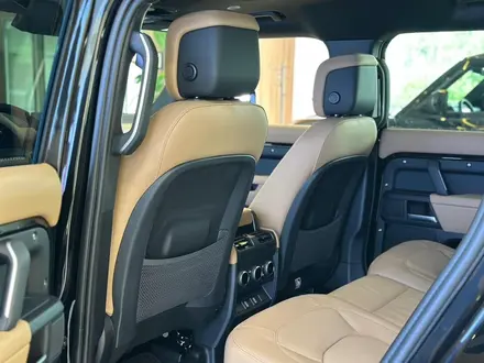 Land Rover Defender X-Dynamic SE 2026 года за 81 978 000 тг. в Усть-Каменогорск – фото 14