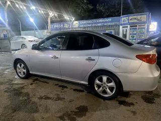 Hyundai Avante, 2009