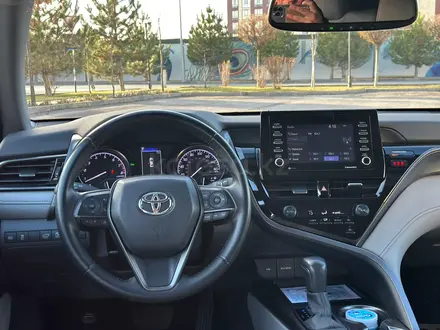 Toyota Camry 2021 года за 15 300 000 тг. в Шымкент – фото 8