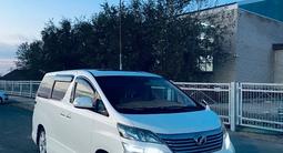 Toyota Vellfire 2010 года за 6 400 000 тг. в Атырау – фото 2