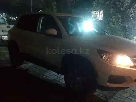 Volkswagen Tiguan 2012 года за 3 700 000 тг. в Боралдай – фото 5