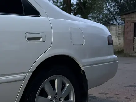 Toyota Camry 1999 года за 3 600 000 тг. в Алматы – фото 14