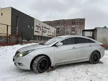 Hyundai Sonata 2010 года за 5 300 000 тг. в Караганда – фото 2