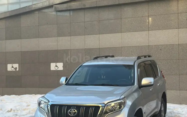 Toyota Land Cruiser Prado 2016 годаfor17 200 000 тг. в Астана