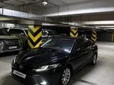 Toyota Camry 2019 года за 13 800 000 тг. в Семей