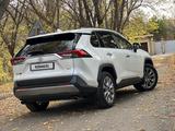 Toyota RAV4 2020 года за 17 500 000 тг. в Караганда – фото 4