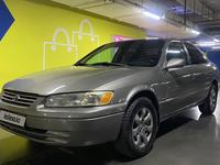 Toyota Camry 1999 годаfor3 500 000 тг. в Шымкент