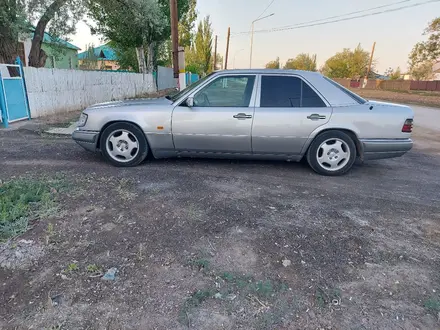 Mercedes-Benz E 220 1994 годаүшін3 500 000 тг. в Кызылорда – фото 7