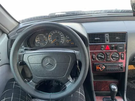 Mercedes-Benz C 180 1998 года за 2 800 000 тг. в Астана – фото 11