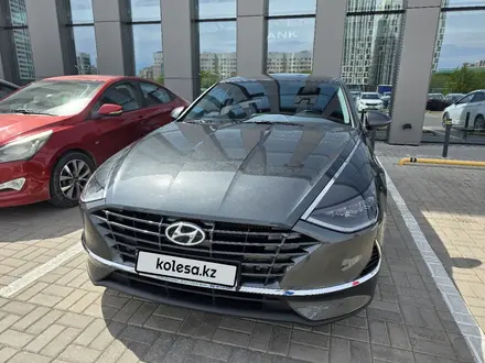 Hyundai Sonata 2023 года за 14 000 000 тг. в Астана