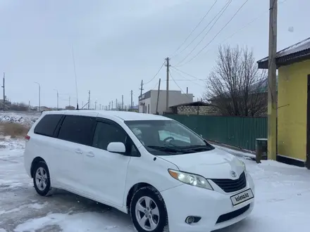 Toyota Sienna 2014 года за 7 000 000 тг. в Атырау – фото 3