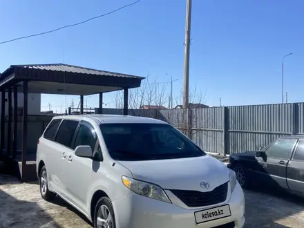 Toyota Sienna 2014 года за 7 000 000 тг. в Атырау