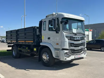 JAC  N200 2024 года за 28 000 000 тг. в Астана