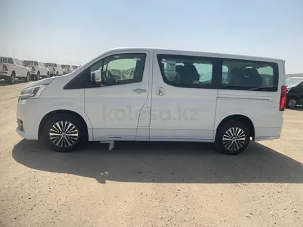 Toyota Granvia 2024 годаүшін38 900 000 тг. в Астана – фото 2