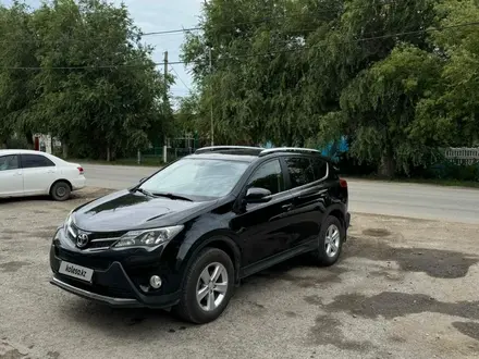 Toyota RAV4 2014 года за 11 500 000 тг. в Актобе – фото 2