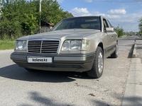 Mercedes-Benz E 230 1992 года за 2 000 000 тг. в Шымкент