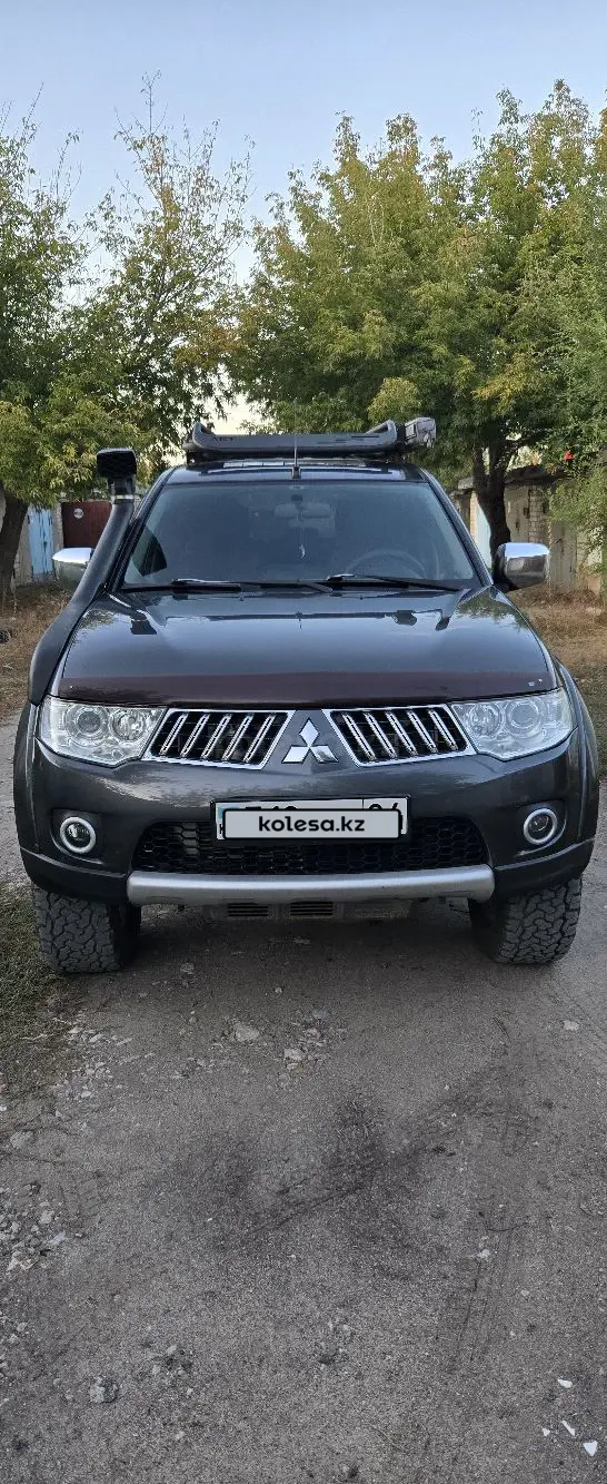 Mitsubishi Pajero Sport, 2012
