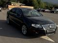 Volkswagen Passat 2006 года за 3 500 000 тг. в Алматы – фото 2