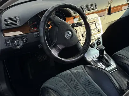 Volkswagen Passat 2006 года за 3 500 000 тг. в Алматы – фото 15