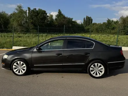 Volkswagen Passat 2006 года за 3 500 000 тг. в Алматы – фото 5