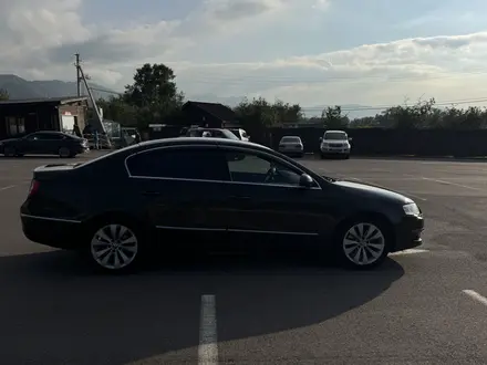Volkswagen Passat 2006 года за 3 500 000 тг. в Алматы – фото 7
