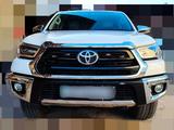 Toyota Hilux 2023 года за 21 800 000 тг. в Актау