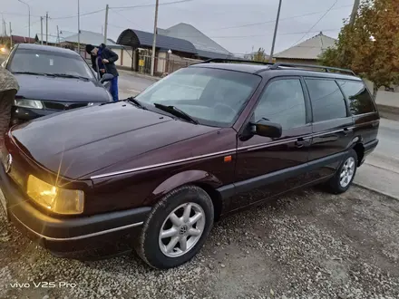 Volkswagen Passat 1993 года за 1 950 000 тг. в Шымкент – фото 17