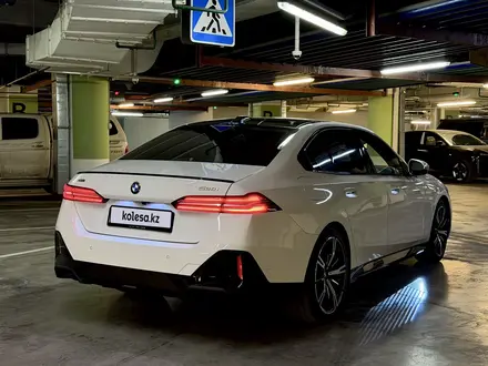 BMW 530 2024 года за 35 500 000 тг. в Астана – фото 3