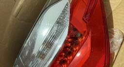 Фонарь задний правый для Corolla за 55 000 тг. в Атырау
