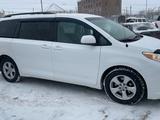 Toyota Sienna 2013 года за 13 500 000 тг. в Уральск – фото 2