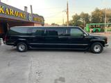 Chevrolet Suburban 1997 года за 10 000 000 тг. в Алматы