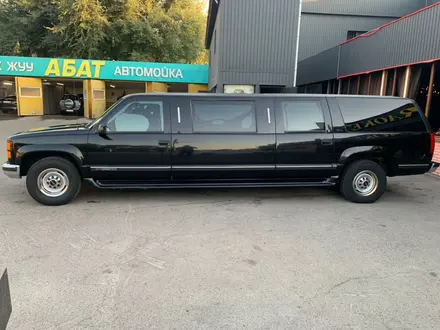 Chevrolet Suburban 1997 года за 10 000 000 тг. в Алматы – фото 7