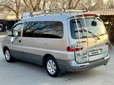 Hyundai Starex 2002 годаfor2 750 000 тг. в Алматы – фото 3