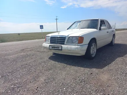 Mercedes-Benz E 220 1995 года за 2 000 000 тг. в Костанай – фото 3