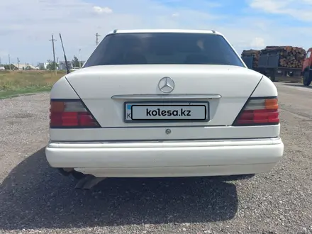 Mercedes-Benz E 220 1995 года за 2 000 000 тг. в Костанай – фото 7