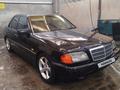 Mercedes-Benz C 280 1996 годаfor2 200 000 тг. в Астана – фото 2