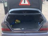 Mercedes-Benz E 200 1993 годаfor1 750 000 тг. в Тараз – фото 5