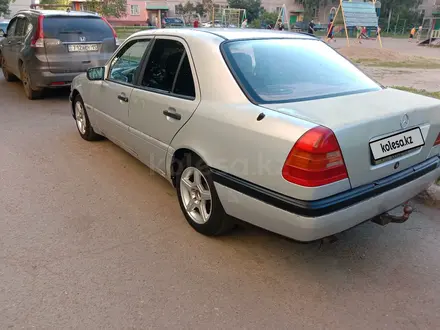 Mercedes-Benz C 180 1995 года за 1 450 000 тг. в Петропавловск – фото 6