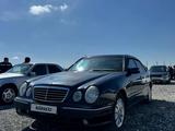 Mercedes-Benz E 320 2000 года за 3 700 000 тг. в Кызылорда – фото 2