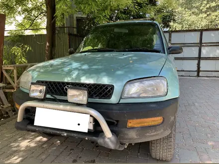 Toyota RAV4 1995 года за 3 000 000 тг. в Алматы – фото 2