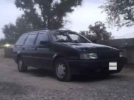 Volkswagen Passat 1992 года за 1 350 000 тг. в Бурыл – фото 2