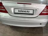 Mercedes-Benz C 180 2001 годаүшін2 200 000 тг. в Караганда – фото 2