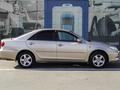 Toyota Camry 2004 годаүшін3 000 000 тг. в Уральск – фото 2